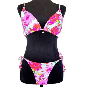NWT TiniBikini Woman’s Medium Floral Print Bathing Suit Set With Flower Charms